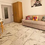 Urban Street * روما